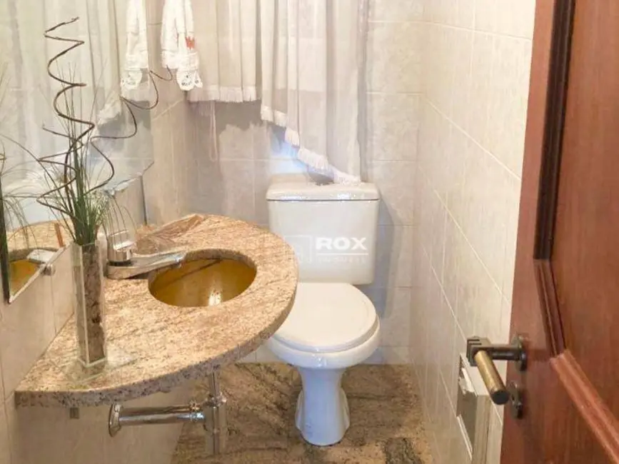 Foto 9 de Apartamento com 3 quartos à venda, 217m2 em Água Verde, Curitiba - PR