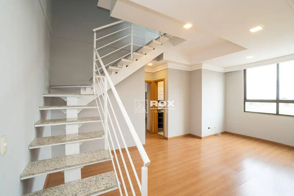 Foto 5 de Apartamento com 2 quartos à venda, 172m2 em Cristo Rei, Curitiba - PR