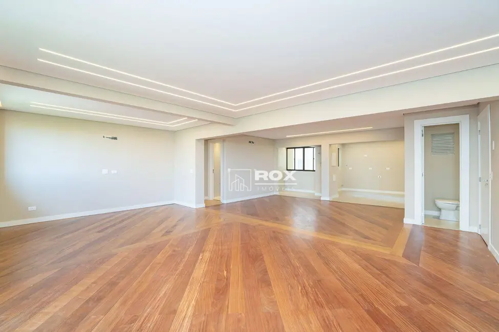 Apartamento com 3 quartos à venda, 233m2 em Rebouças, Curitiba - PR - imagem 7 Foto 7 de Apartamento com 3 quartos à venda, 233m2 em Rebouças, Curitiba - PR