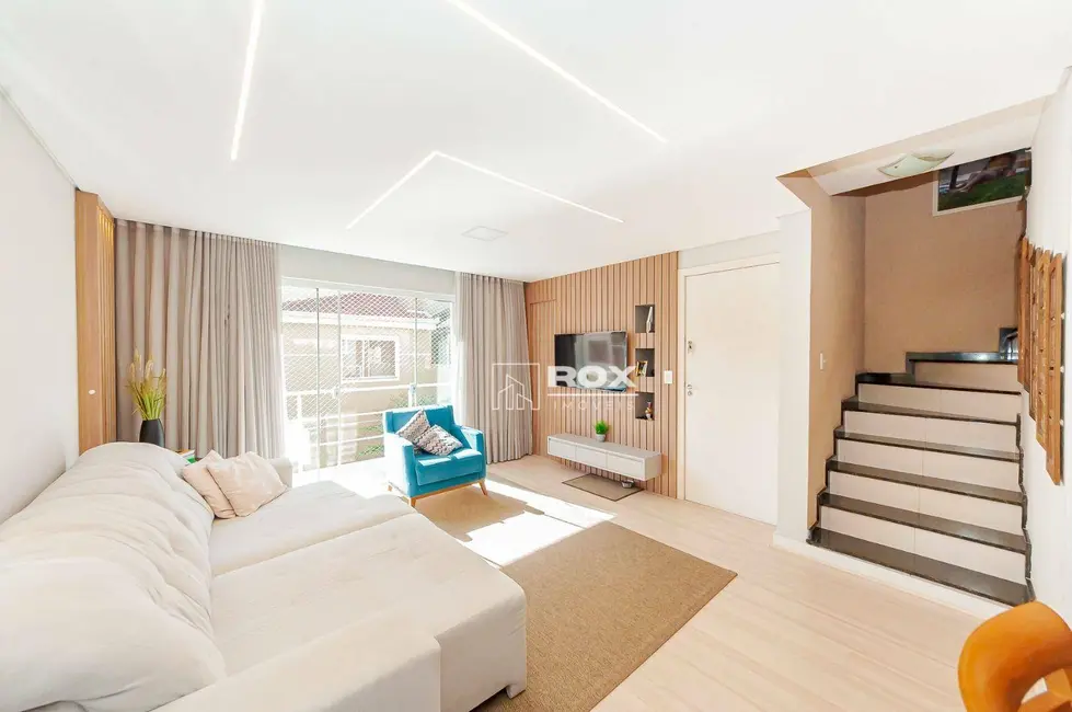 Foto 4 de Sobrado com 3 quartos à venda, 220m2 em Santa Felicidade, Curitiba - PR