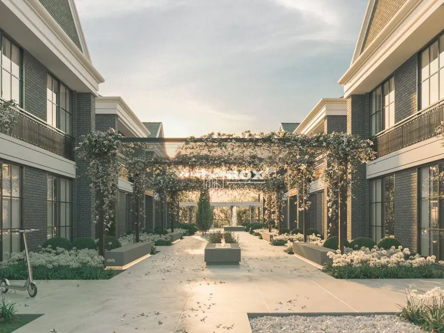 Sobrado com 3 quartos à venda, 297m2 em Santa Felicidade, Curitiba - PR - imagem 9 Foto 9 de Sobrado com 3 quartos à venda, 297m2 em Santa Felicidade, Curitiba - PR