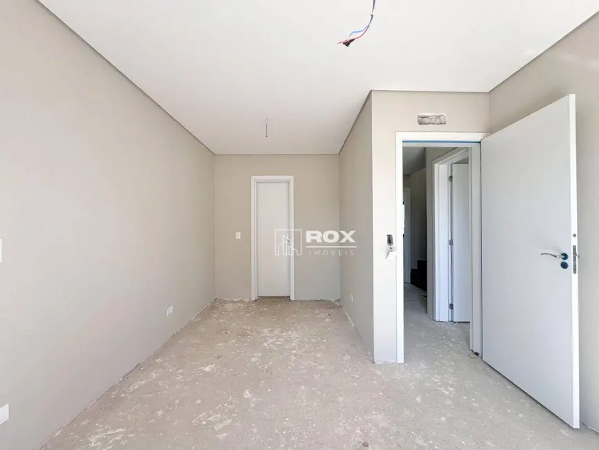 Foto 6 de Sobrado com 3 quartos à venda, 130m2 em Santa Felicidade, Curitiba - PR