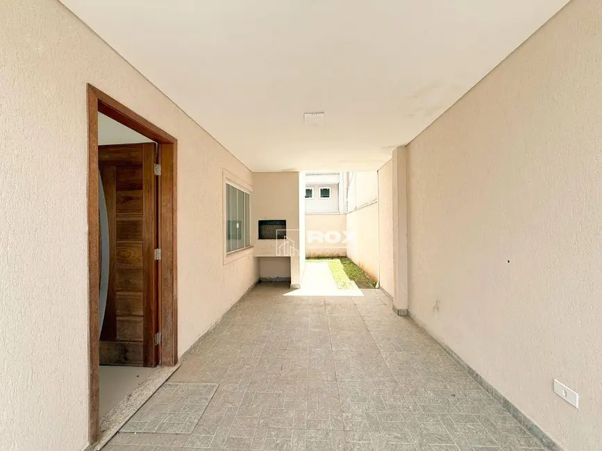 Foto 2 de Sobrado com 4 quartos à venda, 120m2 em Cachoeira, Curitiba - PR