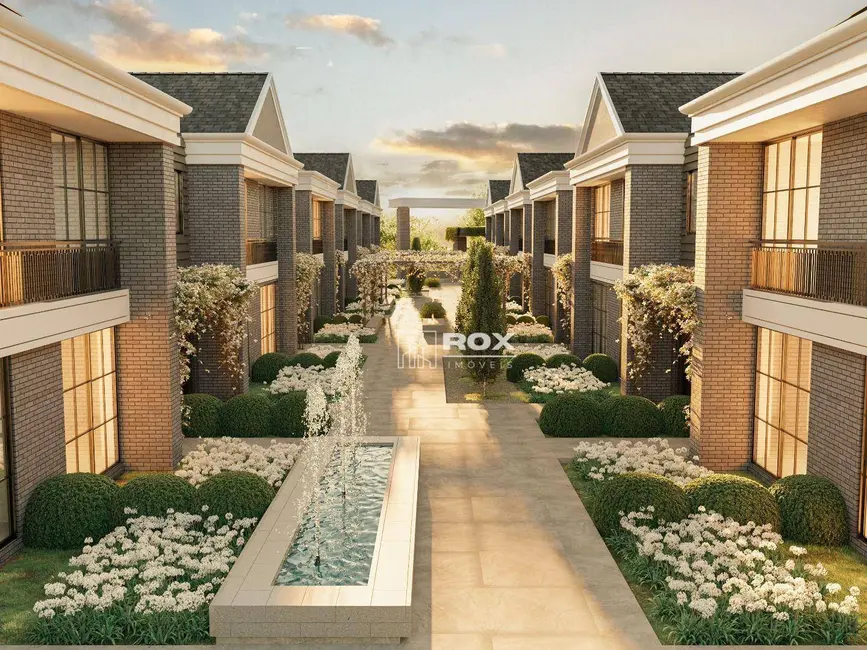 Foto 9 de Sobrado com 3 quartos à venda, 267m2 em Santa Felicidade, Curitiba - PR