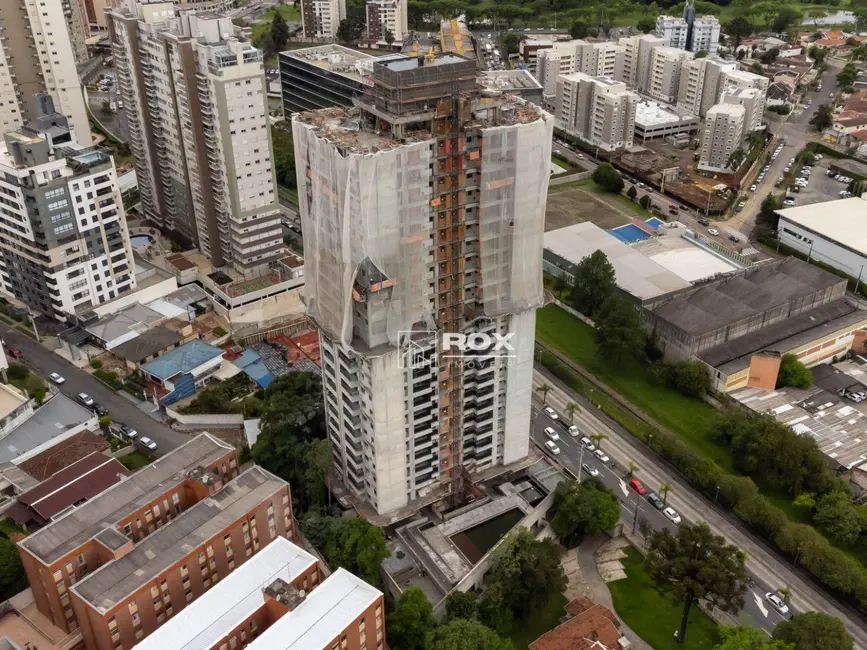 Apartamento com 3 quartos à venda, 105m2 em Cristo Rei, Curitiba - PR - imagem 6 Foto 6 de Apartamento com 3 quartos à venda, 105m2 em Cristo Rei, Curitiba - PR