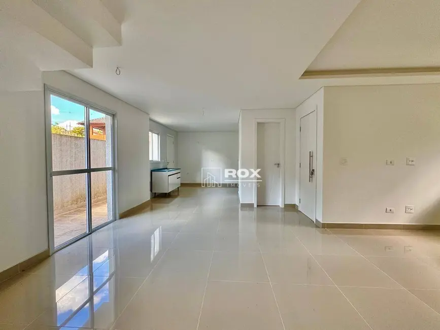 Foto 8 de Sobrado com 3 quartos à venda, 168m2 em Campo Comprido, Curitiba - PR