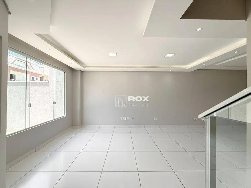 Casa de Condomínio com 3 quartos à venda, 160m2 em Cidade Industrial, Curitiba - PR - imagem 4 Foto 4 de Casa de Condomínio com 3 quartos à venda, 160m2 em Cidade Industrial, Curitiba - PR