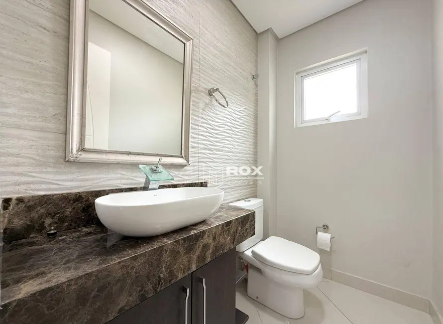 Foto 5 de Casa de Condomínio com 5 quartos para alugar, 737m2 em Cascatinha, Curitiba - PR