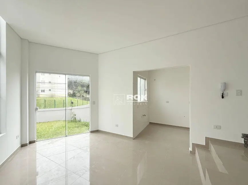 Foto 8 de Sobrado com 3 quartos para alugar, 98m2 em Santa Cândida, Curitiba - PR