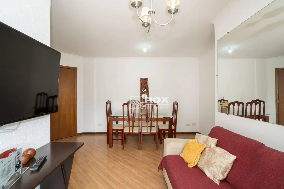 Foto 6 de Apartamento com 3 quartos à venda, 70m2 em Novo Mundo, Curitiba - PR