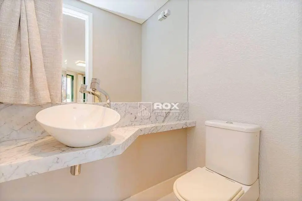 Foto 6 de Apartamento com 3 quartos à venda, 240m2 em Centro, Curitiba - PR