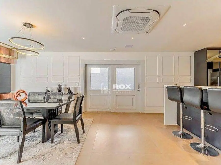 Casa de Condomínio com 4 quartos à venda, 543m2 em Butiatuvinha, Curitiba - PR - imagem 9 Foto 9 de Casa de Condomínio com 4 quartos à venda, 543m2 em Butiatuvinha, Curitiba - PR