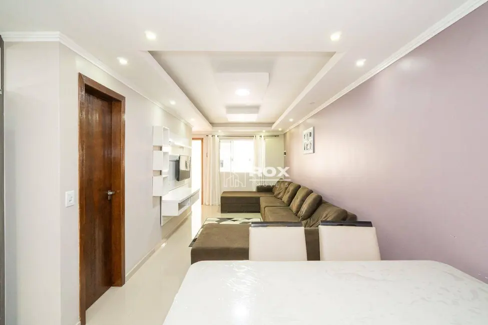 Sobrado com 2 quartos à venda, 81m2 em Sítio Cercado, Curitiba - PR - imagem 7 Foto 7 de Sobrado com 2 quartos à venda, 81m2 em Sítio Cercado, Curitiba - PR