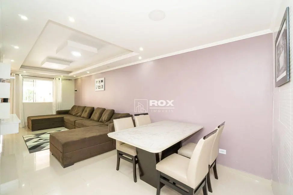 Sobrado com 2 quartos à venda, 81m2 em Sítio Cercado, Curitiba - PR - imagem 9 Foto 9 de Sobrado com 2 quartos à venda, 81m2 em Sítio Cercado, Curitiba - PR