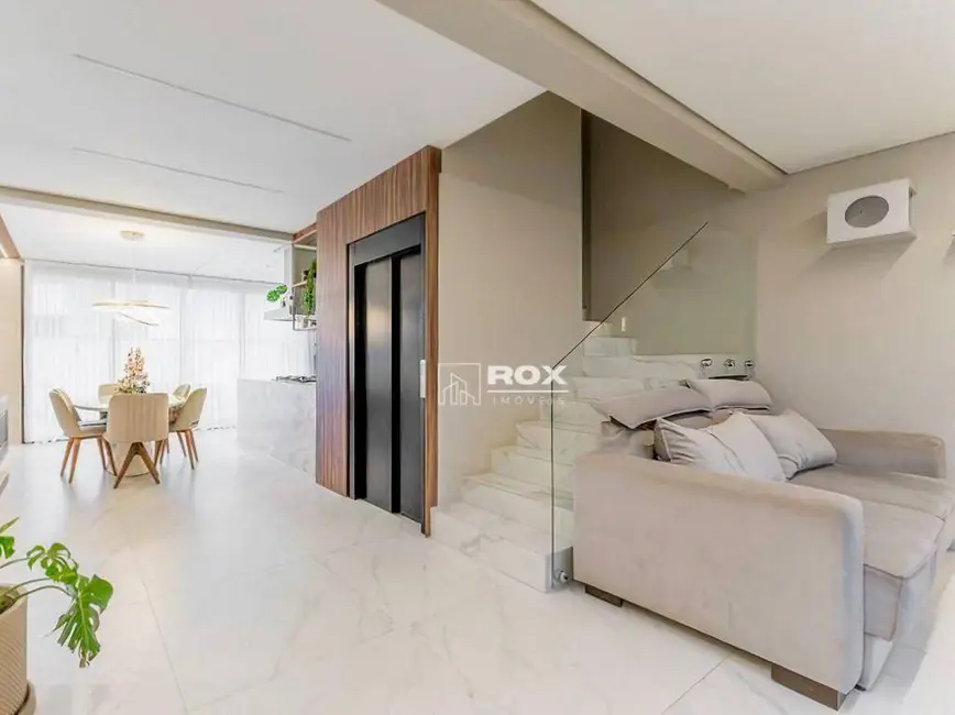Foto 3 de Casa de Condomínio com 4 quartos à venda, 250m2 em Santa Cândida, Curitiba - PR
