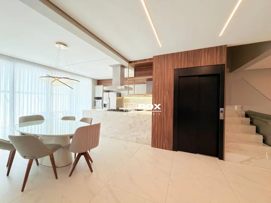 Foto 8 de Casa de Condomínio com 4 quartos à venda, 250m2 em Santa Cândida, Curitiba - PR