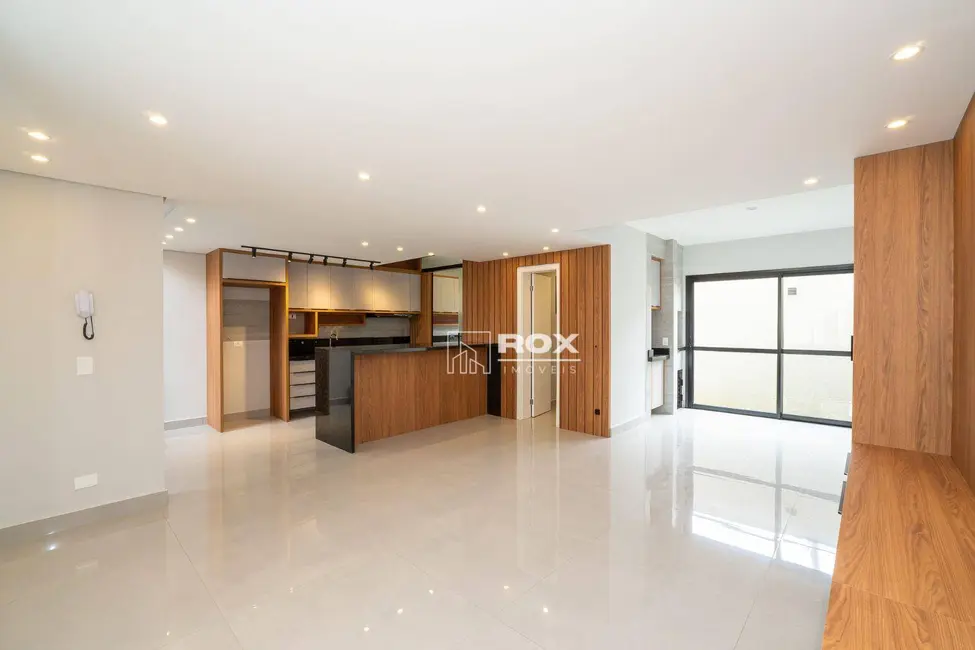 Sobrado com 3 quartos à venda, 75m2 em Butiatuvinha, Curitiba - PR - imagem 7 Foto 7 de Sobrado com 3 quartos à venda, 75m2 em Butiatuvinha, Curitiba - PR