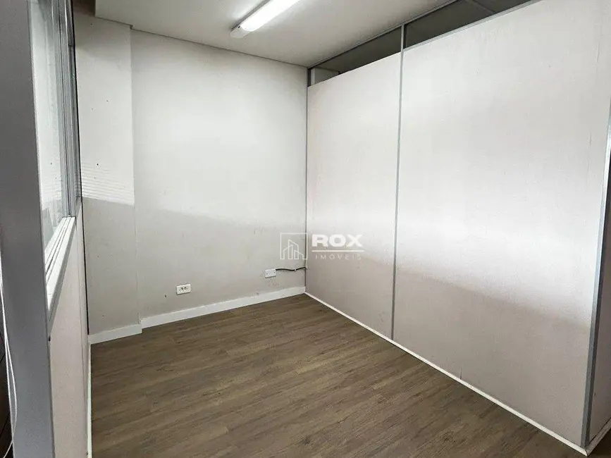 Sala Comercial para alugar, 27m2 em Bacacheri, Curitiba - PR - imagem 7 Foto 7 de Sala Comercial para alugar, 27m2 em Bacacheri, Curitiba - PR