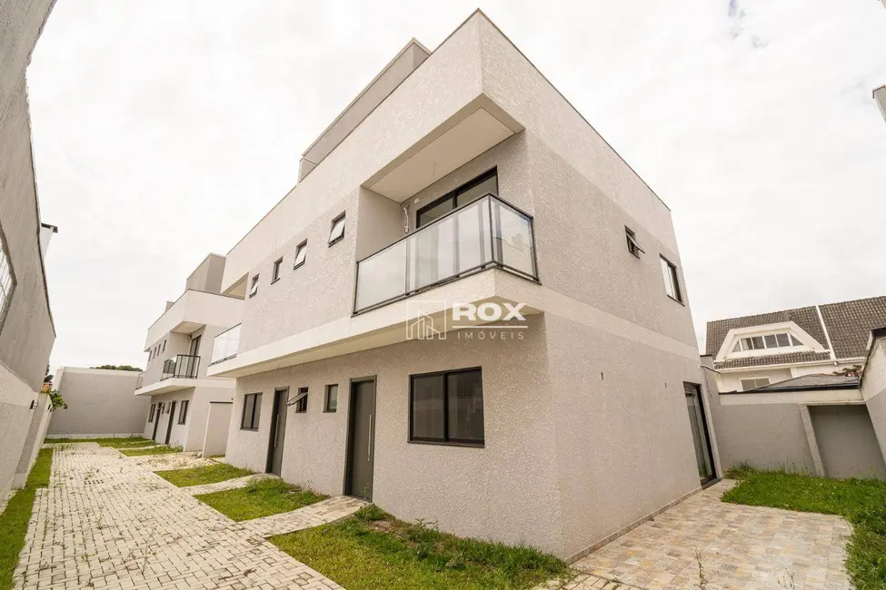 Foto 1 de Sobrado com 3 quartos à venda, 130m2 em Boqueirão, Curitiba - PR