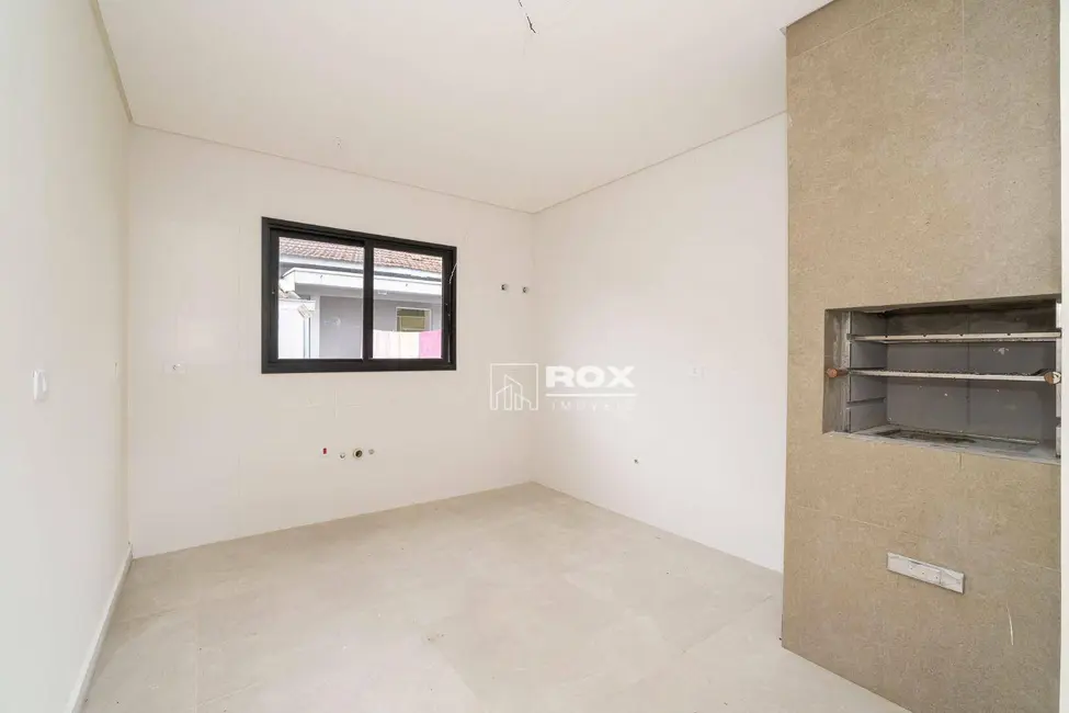 Sobrado com 3 quartos à venda, 132m2 em Tingui, Curitiba - PR - imagem 7 Foto 7 de Sobrado com 3 quartos à venda, 132m2 em Tingui, Curitiba - PR