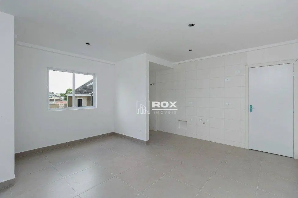 Apartamento com 2 quartos à venda, 58m2 em Fazendinha, Curitiba - PR - imagem 3 Foto 3 de Apartamento com 2 quartos à venda, 58m2 em Fazendinha, Curitiba - PR
