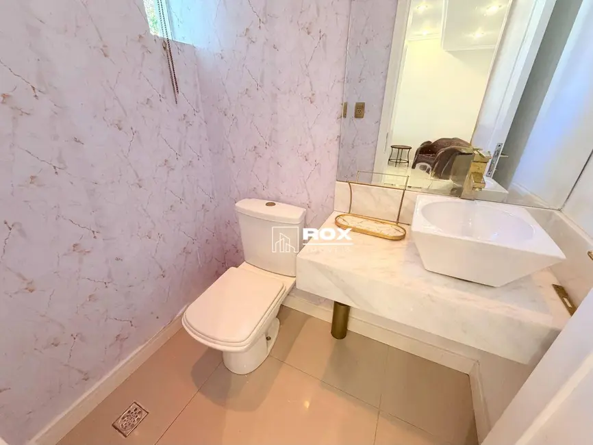 Casa de Condomínio com 5 quartos para alugar, 404m2 em Santa Felicidade, Curitiba - PR - imagem 4 Foto 4 de Casa de Condomínio com 5 quartos para alugar, 404m2 em Santa Felicidade, Curitiba - PR