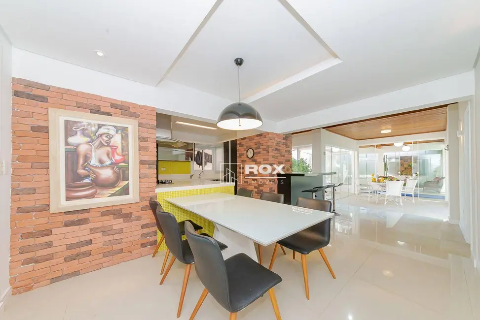 Casa de Condomínio com 5 quartos para alugar, 404m2 em Santa Felicidade, Curitiba - PR - imagem 9 Foto 9 de Casa de Condomínio com 5 quartos para alugar, 404m2 em Santa Felicidade, Curitiba - PR