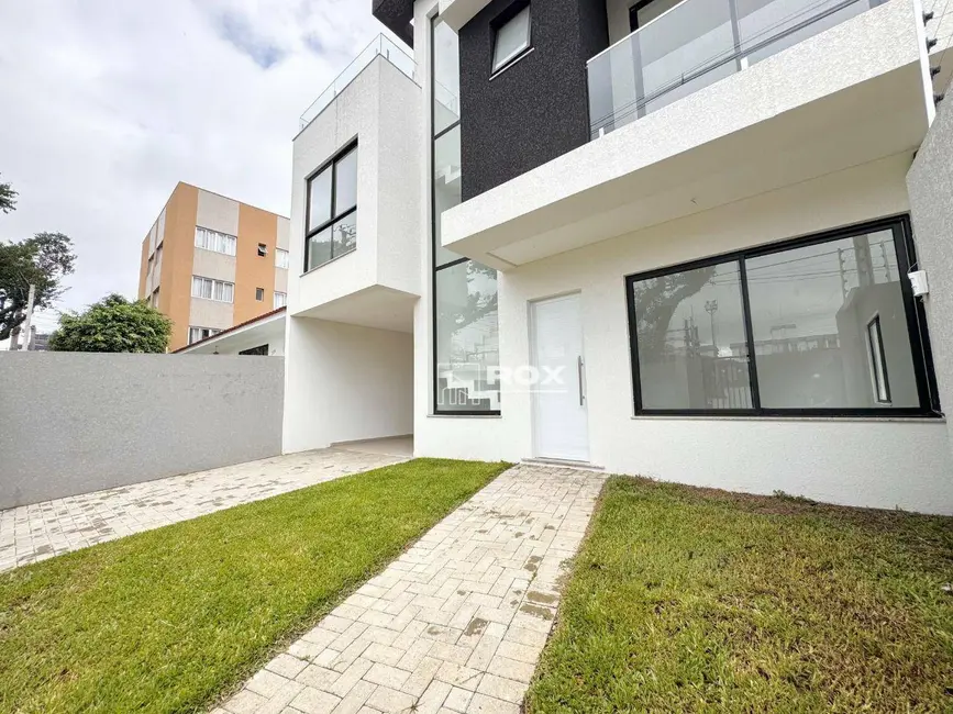 Foto 2 de Sobrado com 3 quartos à venda, 150m2 em Boa Vista, Curitiba - PR
