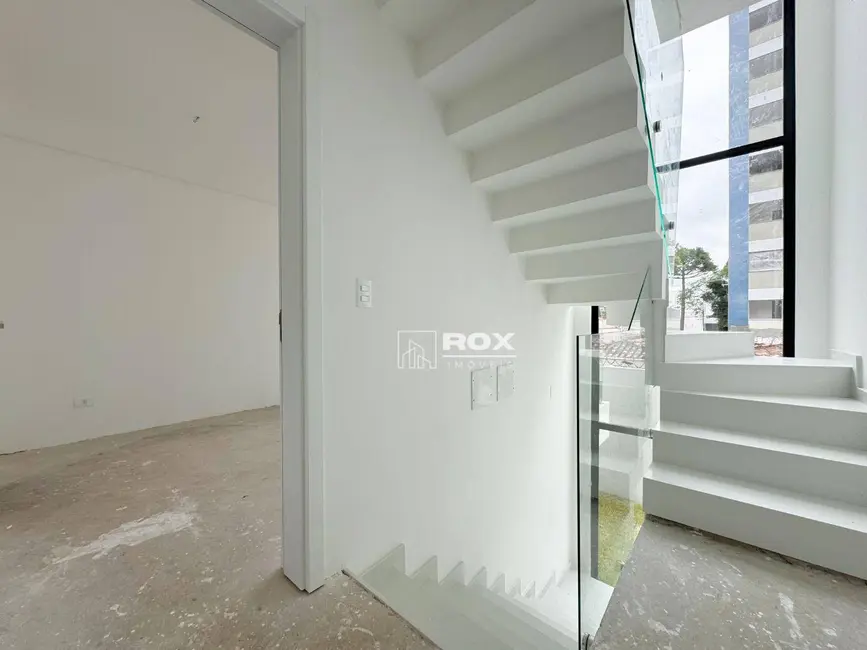 Sobrado com 3 quartos à venda, 130m2 em Boa Vista, Curitiba - PR - imagem 7 Foto 7 de Sobrado com 3 quartos à venda, 130m2 em Boa Vista, Curitiba - PR