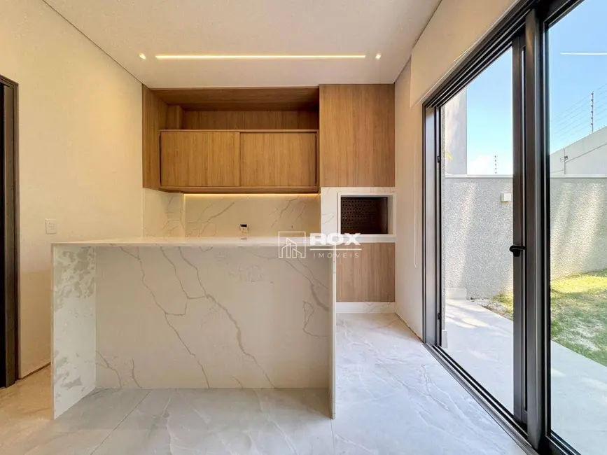 Casa de Condomínio com 4 quartos à venda, 220m2 em Santo Inácio, Curitiba - PR - imagem 9 Foto 9 de Casa de Condomínio com 4 quartos à venda, 220m2 em Santo Inácio, Curitiba - PR