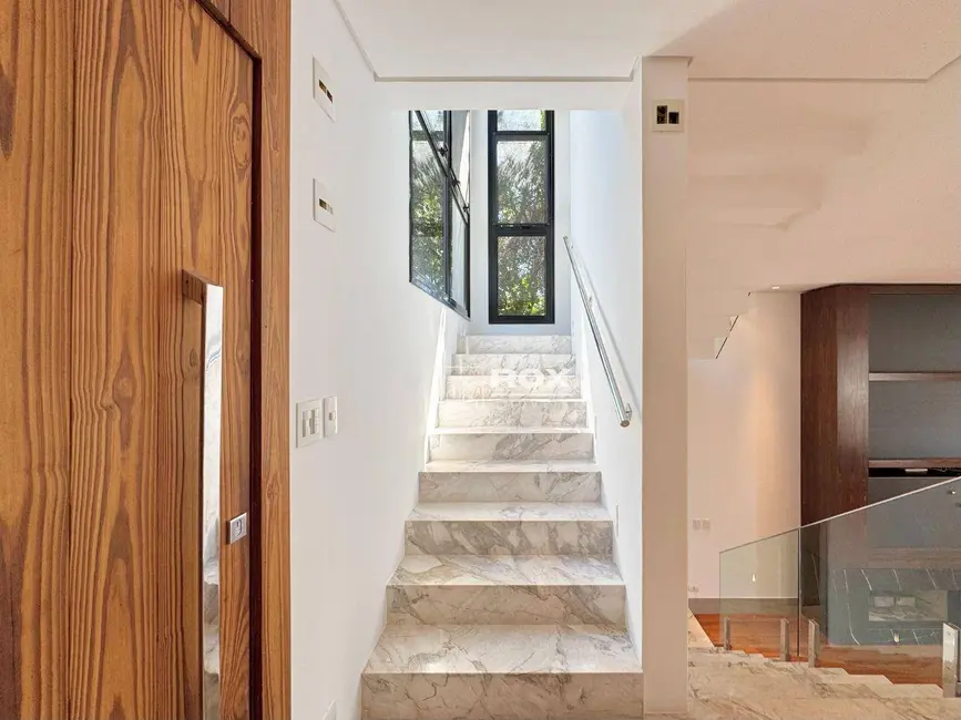 Casa de Condomínio com 3 quartos à venda, 295m2 em Santa Felicidade, Curitiba - PR - imagem 3 Foto 3 de Casa de Condomínio com 3 quartos à venda, 295m2 em Santa Felicidade, Curitiba - PR