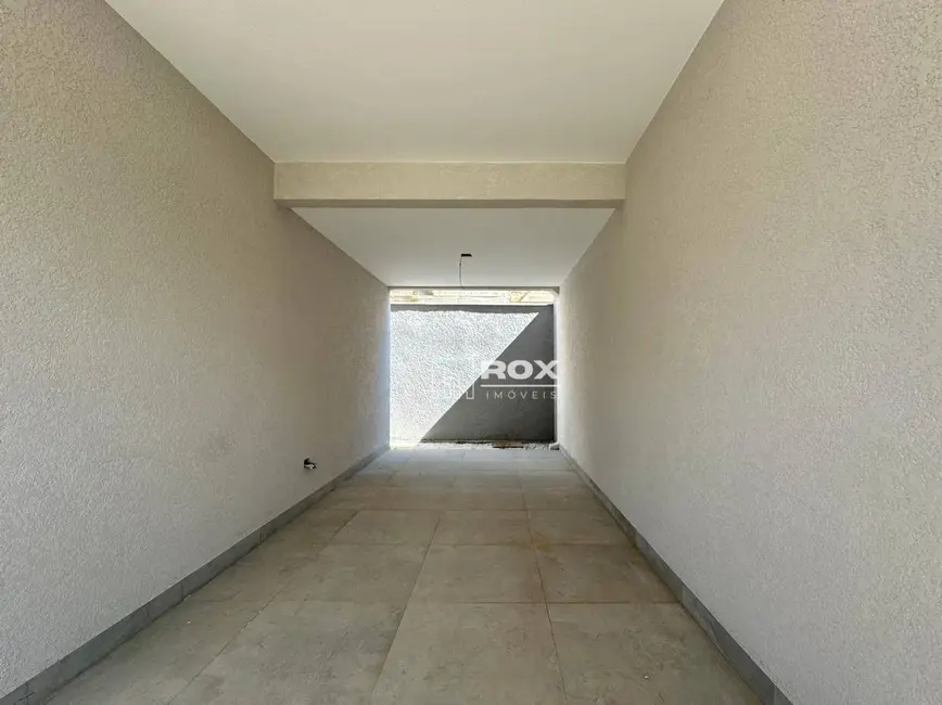 Sobrado com 3 quartos à venda, 133m2 em São Braz, Curitiba - PR - imagem 7 Foto 7 de Sobrado com 3 quartos à venda, 133m2 em São Braz, Curitiba - PR