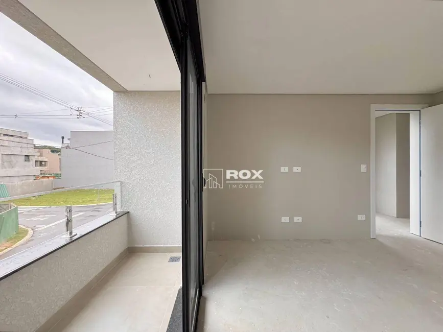 Casa de Condomínio com 3 quartos à venda, 128m2 em Santa Cândida, Curitiba - PR - imagem 9 Foto 9 de Casa de Condomínio com 3 quartos à venda, 128m2 em Santa Cândida, Curitiba - PR