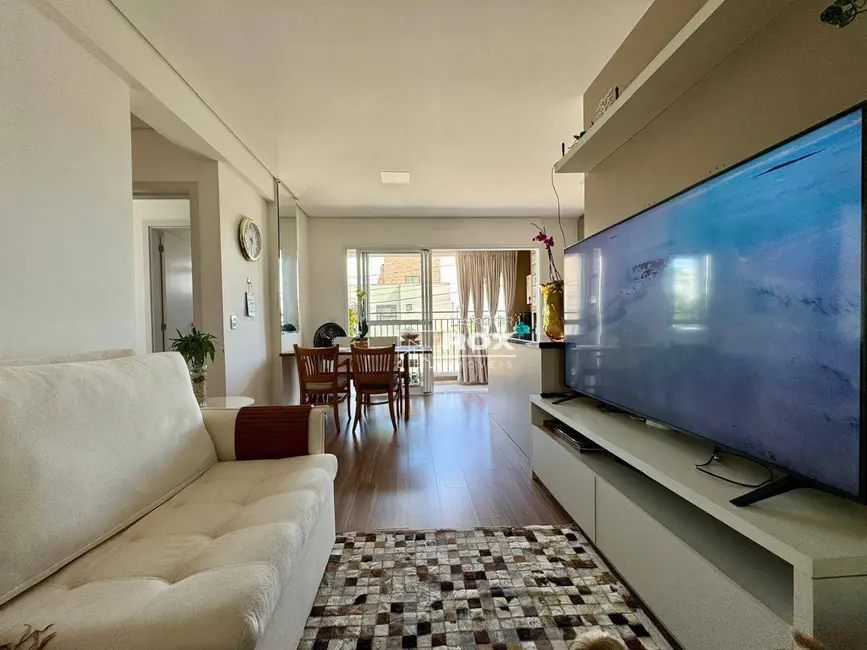 Apartamento com 3 quartos à venda, 145m2 em Santo Inácio, Curitiba - PR - imagem 5 Foto 5 de Apartamento com 3 quartos à venda, 145m2 em Santo Inácio, Curitiba - PR