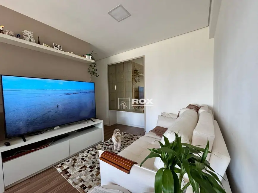 Apartamento com 3 quartos à venda, 145m2 em Santo Inácio, Curitiba - PR - imagem 3 Foto 3 de Apartamento com 3 quartos à venda, 145m2 em Santo Inácio, Curitiba - PR