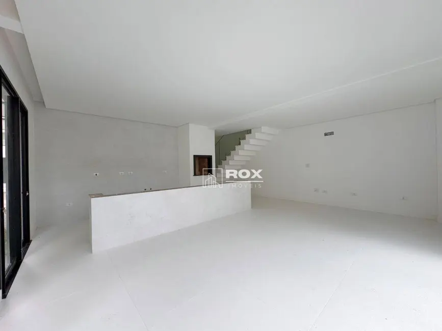 Casa de Condomínio com 3 quartos à venda, 141m2 em Santa Cândida, Curitiba - PR - imagem 6 Foto 6 de Casa de Condomínio com 3 quartos à venda, 141m2 em Santa Cândida, Curitiba - PR