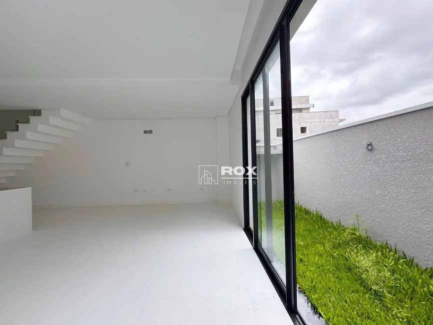 Casa de Condomínio com 3 quartos à venda, 141m2 em Santa Cândida, Curitiba - PR - imagem 9 Foto 9 de Casa de Condomínio com 3 quartos à venda, 141m2 em Santa Cândida, Curitiba - PR