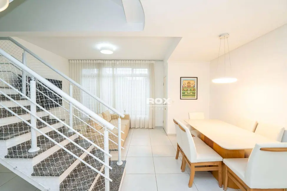 Foto 2 de Sobrado com 4 quartos à venda, 116m2 em Santa Felicidade, Curitiba - PR