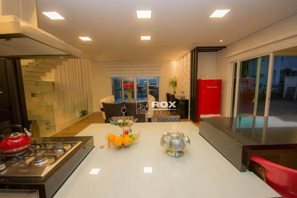 Casa de Condomínio com 4 quartos à venda, 771m2 em Alphaville Graciosa, Pinhais - PR - imagem 8 Foto 8 de Casa de Condomínio com 4 quartos à venda, 771m2 em Alphaville Graciosa, Pinhais - PR