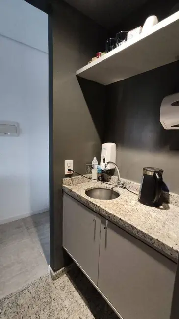Foto 7 de Sala Comercial à venda, 47m2 em Centro Cívico, Curitiba - PR