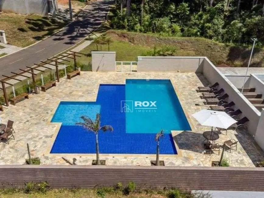 Foto 2 de Terreno / Lote à venda, 122m2 em Santa Cândida, Curitiba - PR