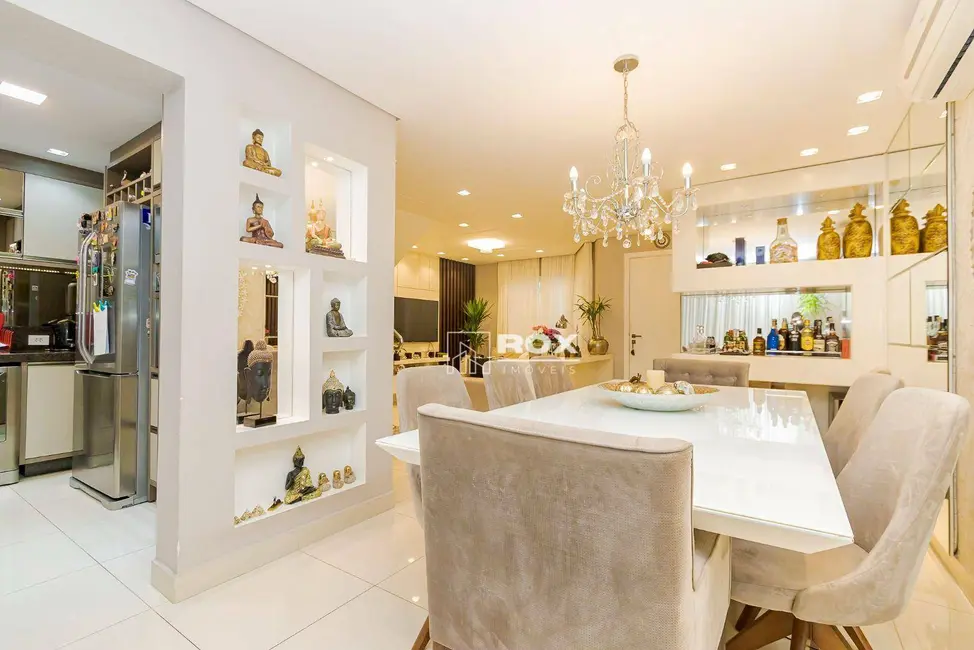 Sobrado com 4 quartos à venda, 105m2 em Jardim das Américas, Curitiba - PR - imagem 4 Foto 4 de Sobrado com 4 quartos à venda, 105m2 em Jardim das Américas, Curitiba - PR