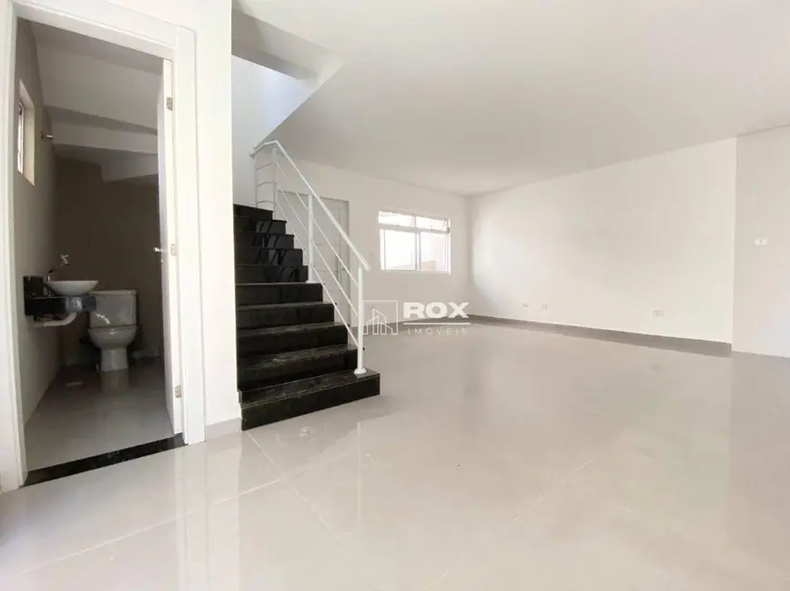 Sobrado com 3 quartos à venda, 80m2 em Xaxim, Curitiba - PR - imagem 9 Foto 9 de Sobrado com 3 quartos à venda, 80m2 em Xaxim, Curitiba - PR