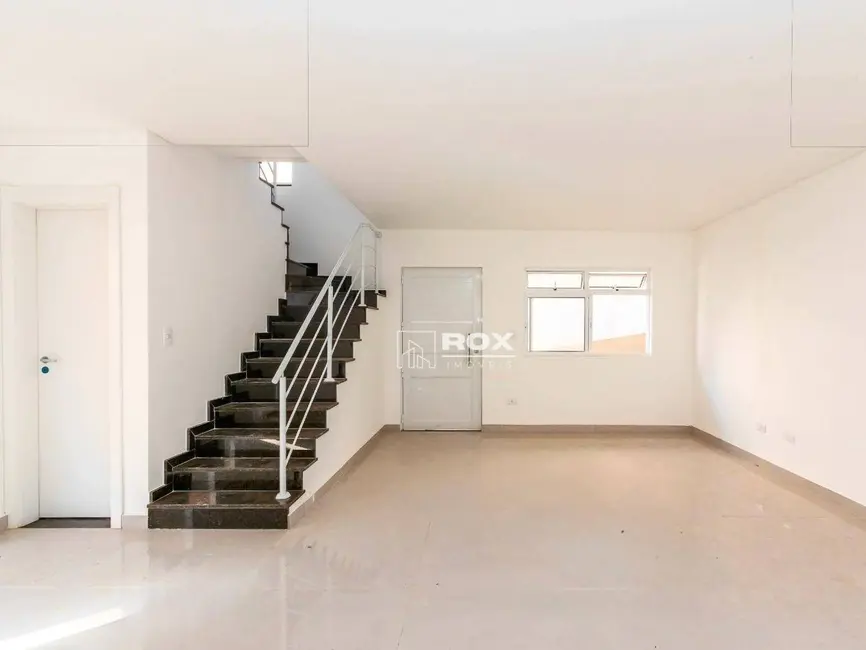 Sobrado com 3 quartos à venda, 80m2 em Xaxim, Curitiba - PR - imagem 5 Foto 5 de Sobrado com 3 quartos à venda, 80m2 em Xaxim, Curitiba - PR