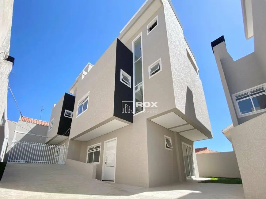 Sobrado com 3 quartos à venda, 80m2 em Xaxim, Curitiba - PR - imagem 1 Foto 1 de Sobrado com 3 quartos à venda, 80m2 em Xaxim, Curitiba - PR