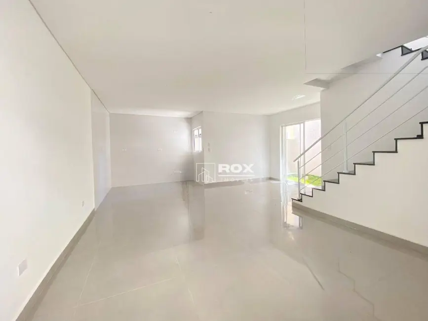 Sobrado com 3 quartos à venda, 80m2 em Xaxim, Curitiba - PR - imagem 7 Foto 7 de Sobrado com 3 quartos à venda, 80m2 em Xaxim, Curitiba - PR