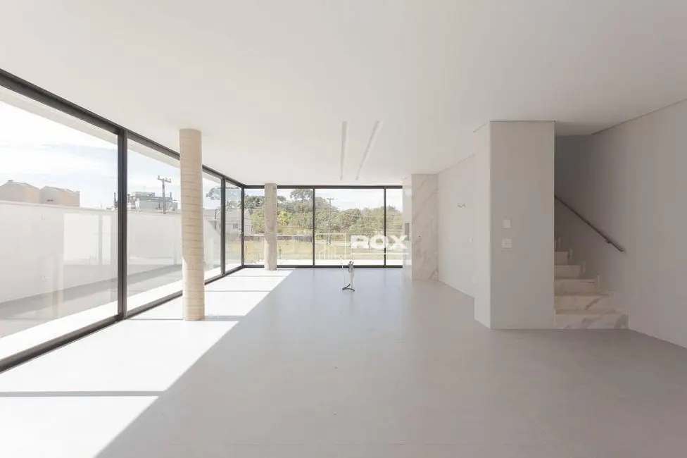 Foto 2 de Casa de Condomínio com 3 quartos à venda, 275m2 em Santa Felicidade, Curitiba - PR