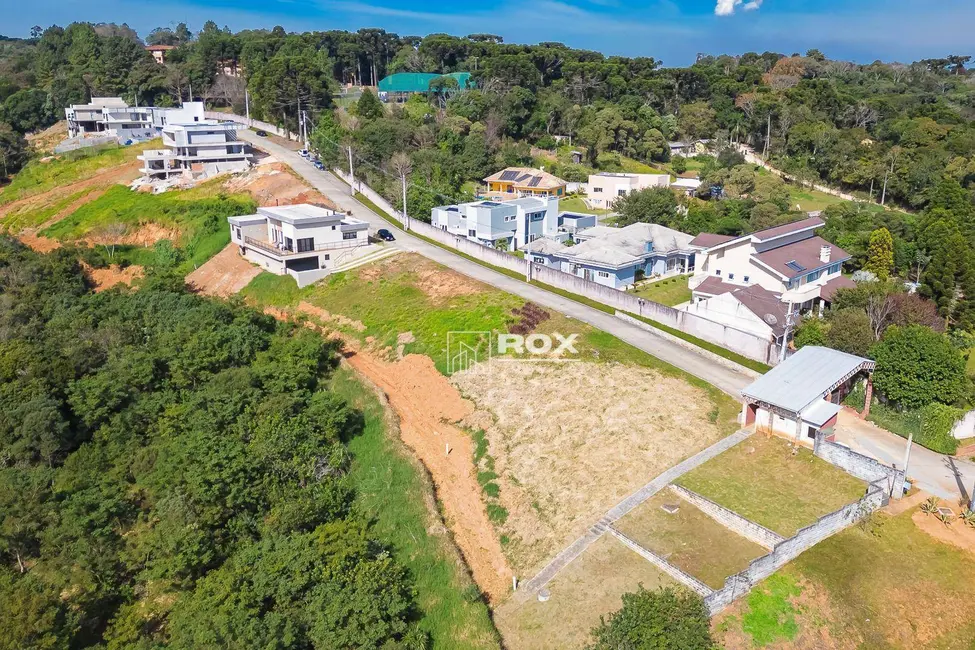 Terreno / Lote à venda, 811m2 em Butiatuvinha, Curitiba - PR - imagem 1 Foto 1 de Terreno / Lote à venda, 811m2 em Butiatuvinha, Curitiba - PR