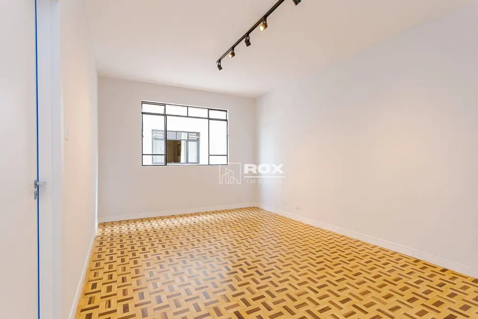 Apartamento com 3 quartos à venda, 80m2 em Água Verde, Curitiba - PR - imagem 5 Foto 5 de Apartamento com 3 quartos à venda, 80m2 em Água Verde, Curitiba - PR