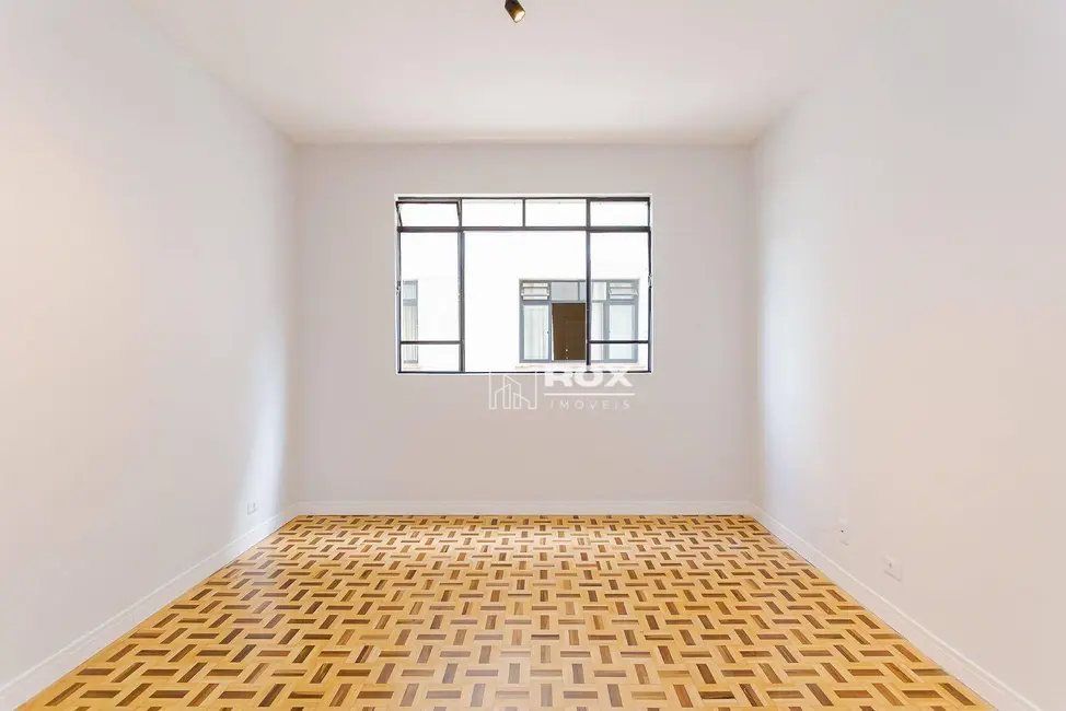 Apartamento com 3 quartos à venda, 80m2 em Água Verde, Curitiba - PR - imagem 4 Foto 4 de Apartamento com 3 quartos à venda, 80m2 em Água Verde, Curitiba - PR